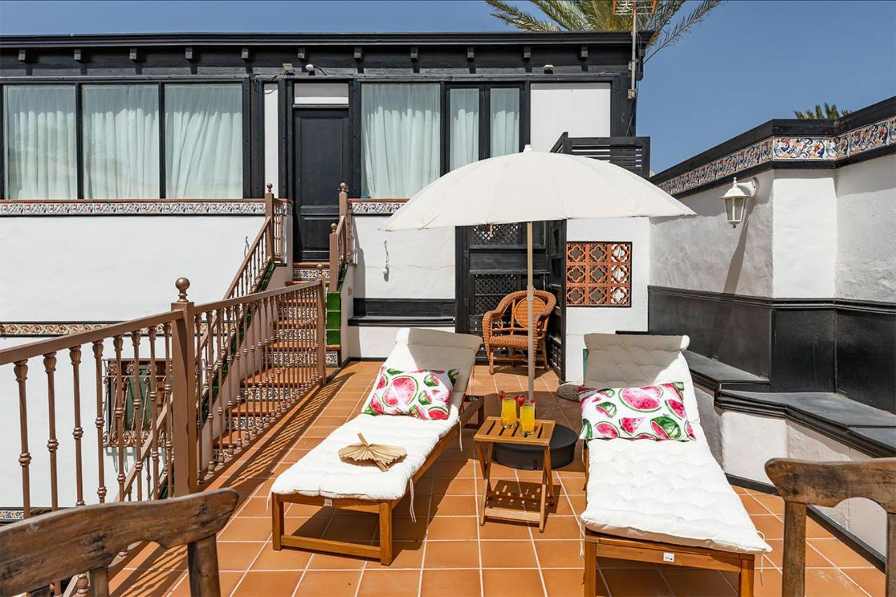 Villa Corralejo Bay Beachfront Corralejo By Holidays Home Exterior photo